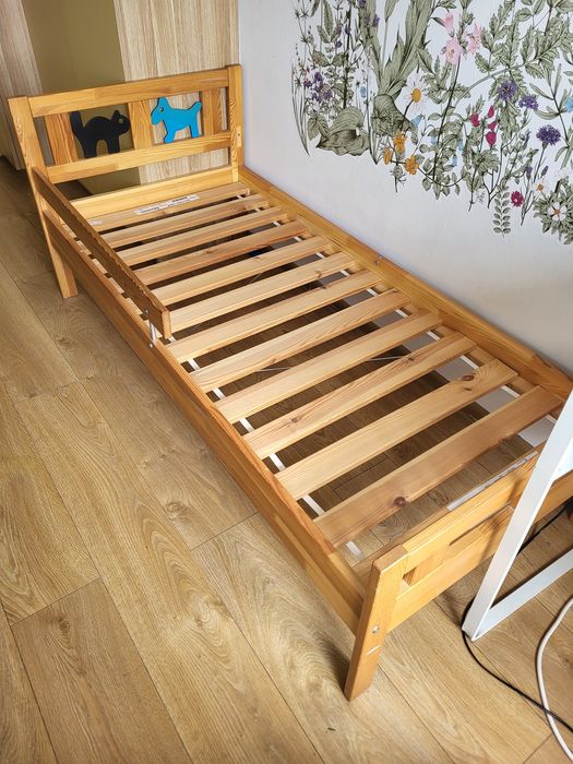 Łóżko dziecięce  IKEA 160cm x 80cm rama