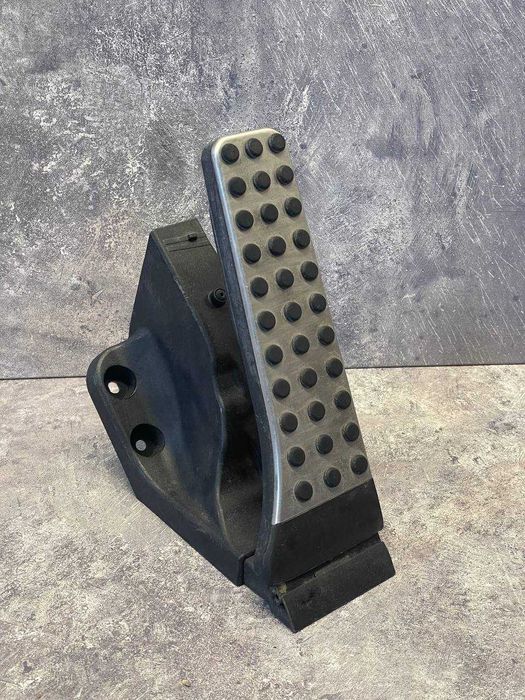 Педаль газа AMG Mercedes W204 W212 W205 W213 X253 мерседес газу
