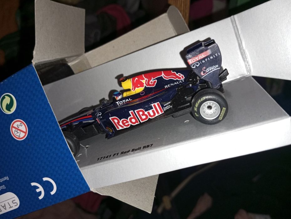 Red Bull RB7 samochód kolekcjonerski