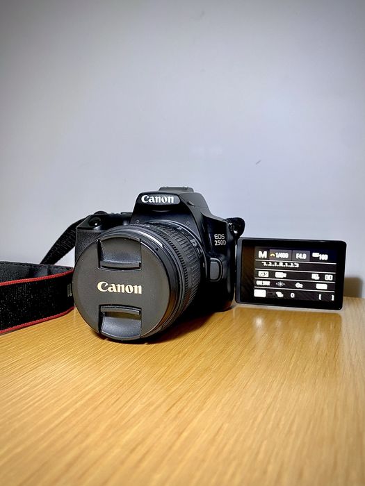 Canon 250d como nova