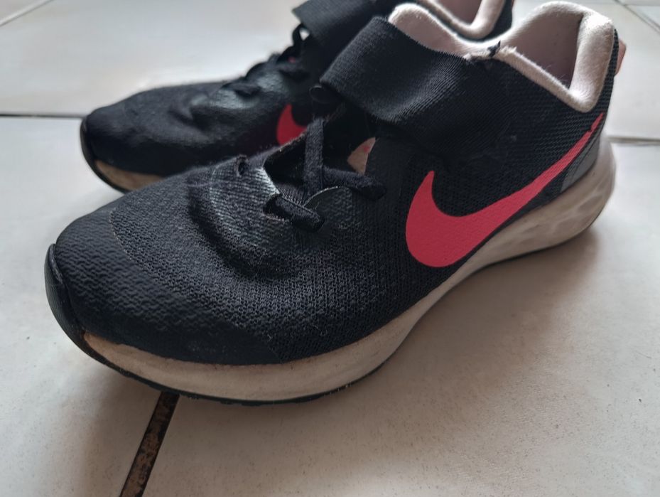 Adidasy buty dziewczęce Nike rozmiar 35