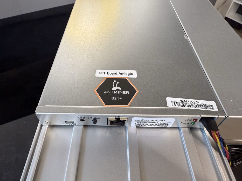 ANTMINER S21+ 236Th - Наявність