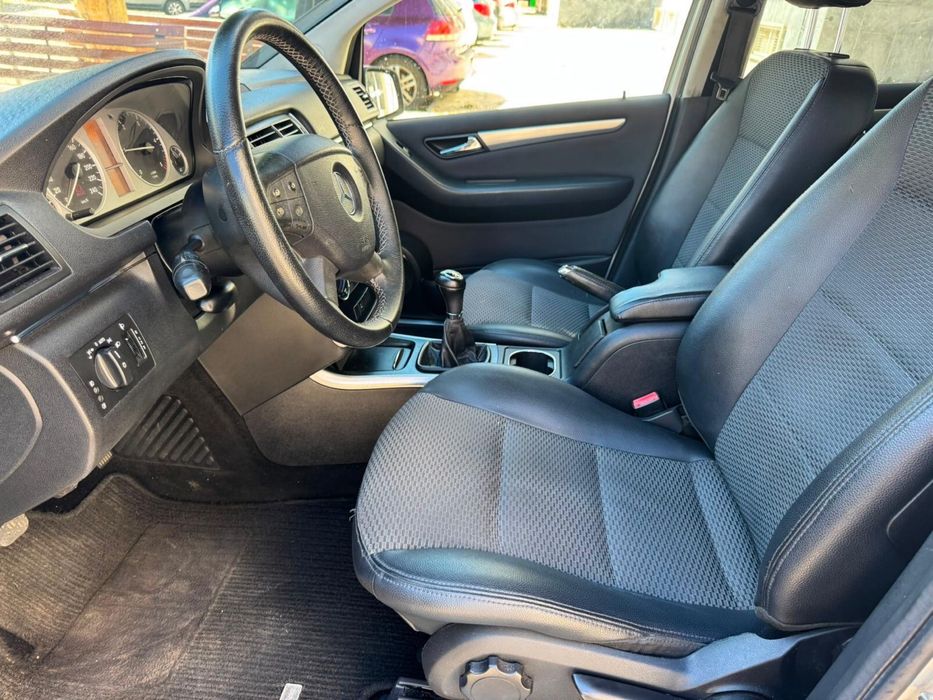Vendo Mercedes B 180