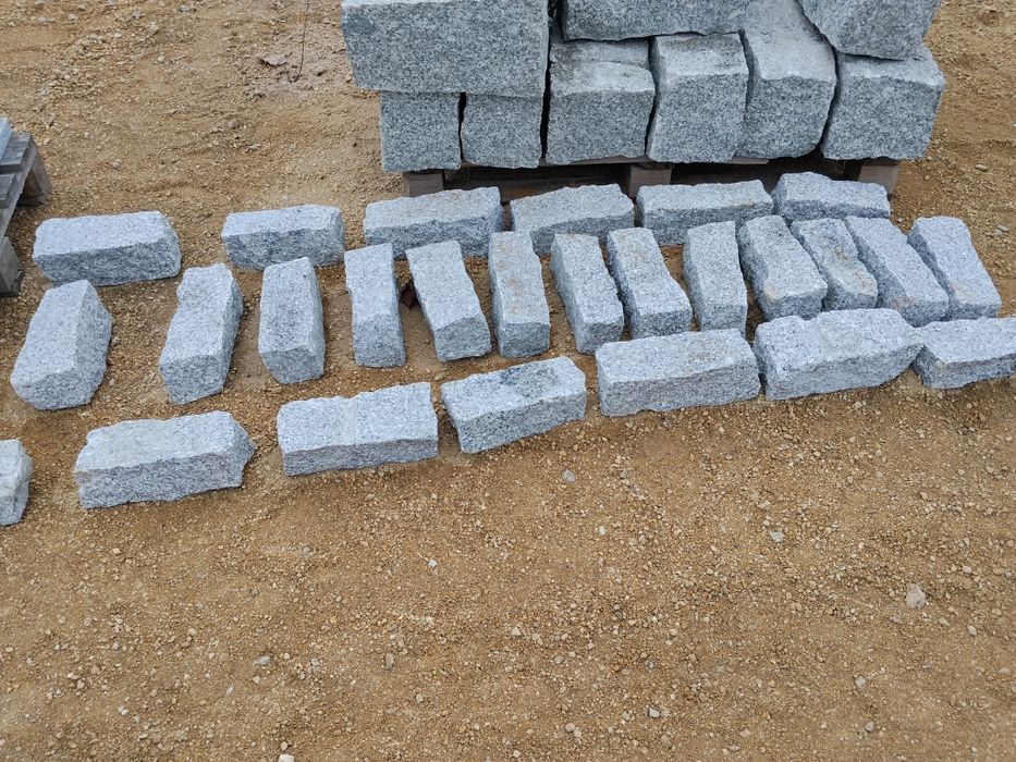 Obrzeża Palisady Ramka Granit Grysy  Pobrzeże