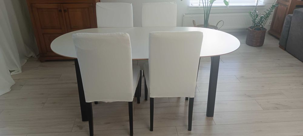 Komplet stół+4 krzesła