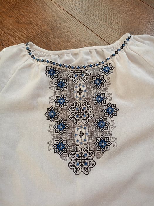 Вишиванка на дівчинку  9-12 років