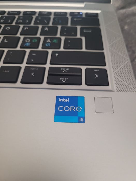 HP elitebook 830 G8 i5 de 11th