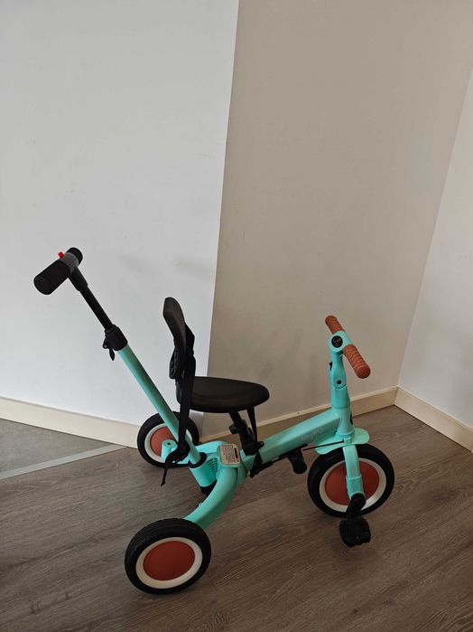 Triciclo Multifuncional Gyro Mint