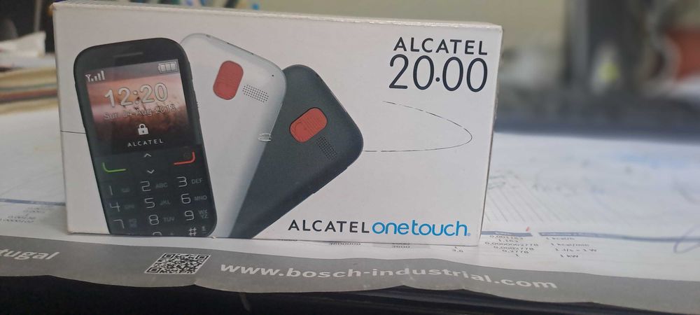 Telemovel da AVO ALCATEL 20.0