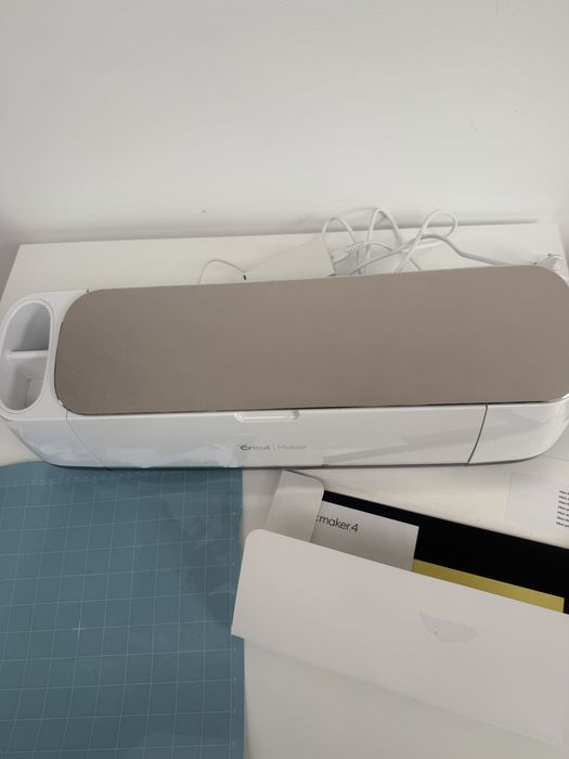 Cricut Maker ploter tnący Bluetooth CXPL301 - niesprawdzony, używany