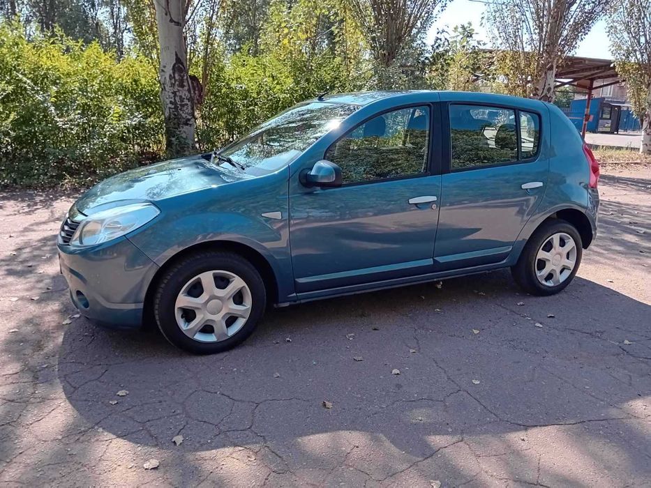 Dacia Sandero 2009
