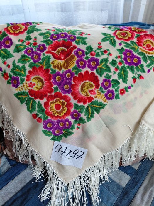 Продам жіночі хустки