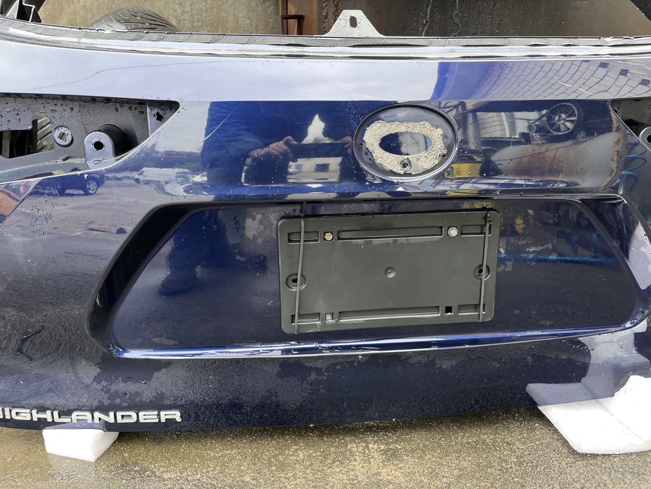 Кришка багажника toyota highlander 2020 XV 70 67005-0E530