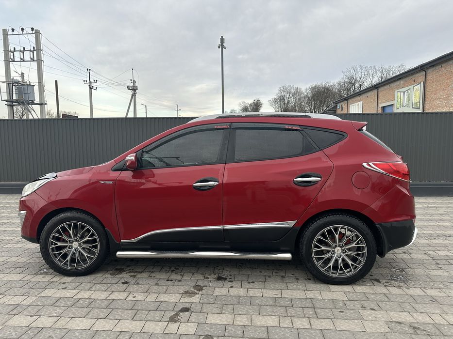 Автомобіль Hyundai Tucson