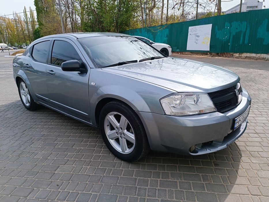 Продам хозяйский DODGE AVENGER