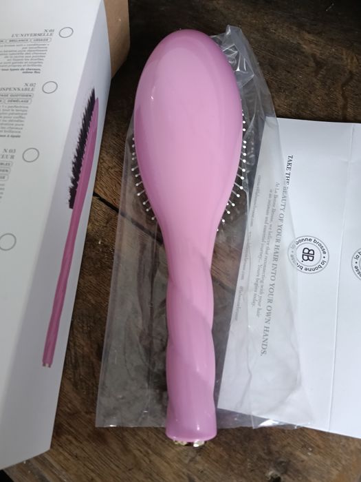 Nowa szczotka do włosów La bonne brosse
