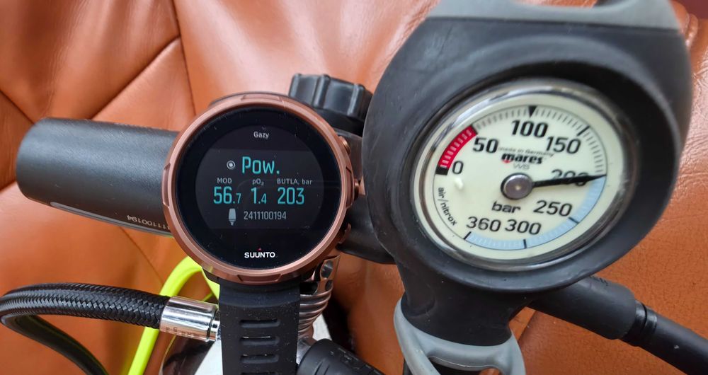 Komputer nurkowy Suunto D5 Copper + TANK POD