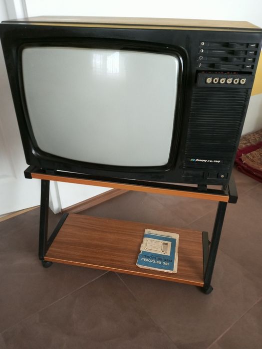 Продам Funai 20"