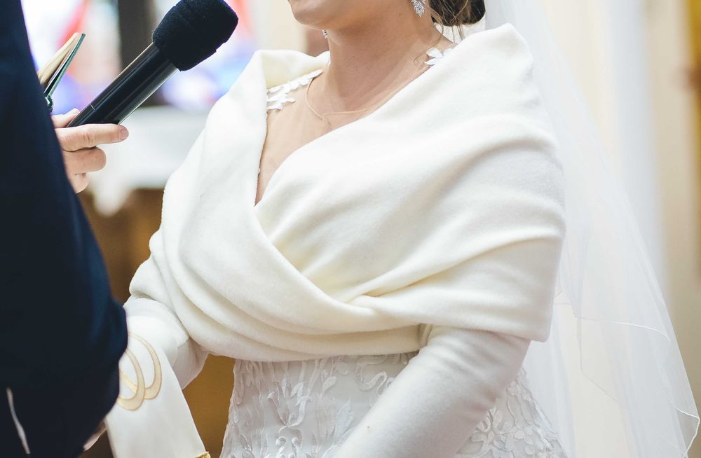 Suknia ślubna z trenem