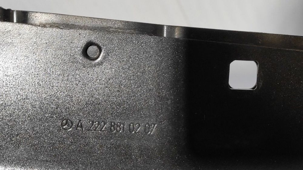 GUARDA-LAMAS FRENTE DIREITO MERCEDES CLASE S (W222) LIM. S 350 BLUETEC (222.032)