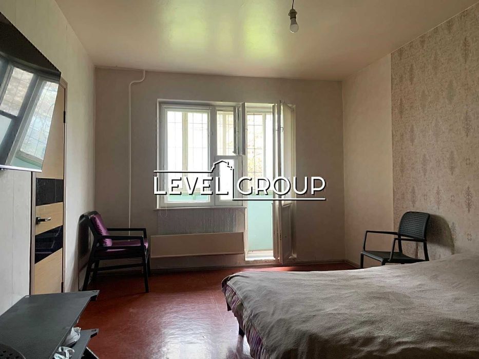 5-к на першому пов 100,3 м.кв. Харківський масив вул Тростянецька 6 ж