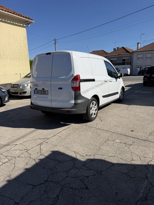 Ford transit courier 1.5tdci
