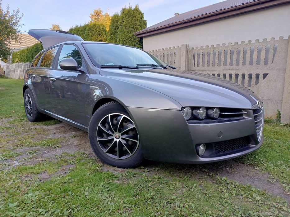Alfa Romeo 159