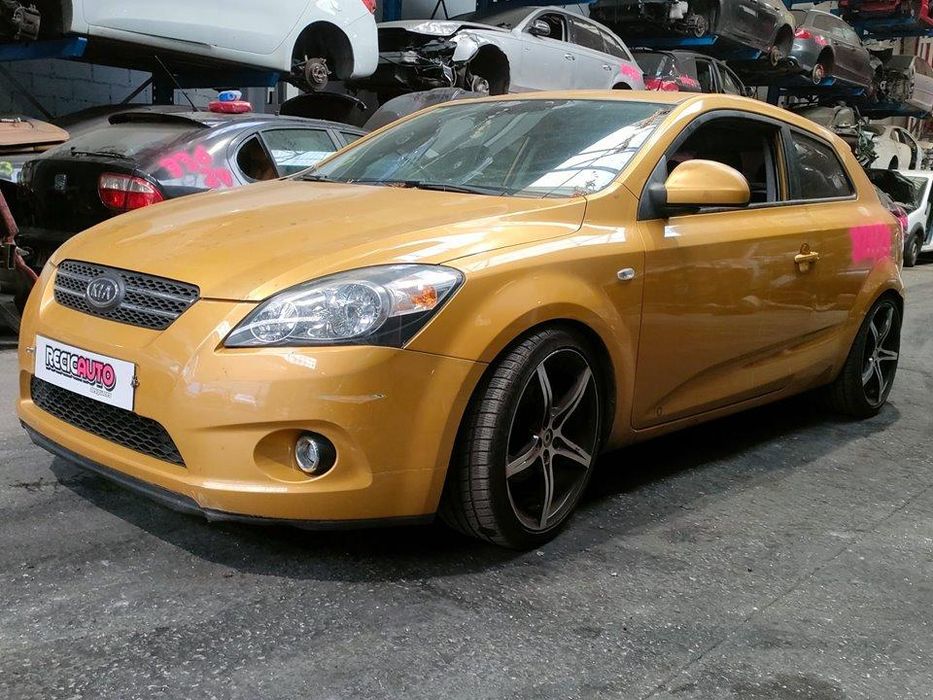 Pára-Choques Dianteiro Kia Ceed Ed