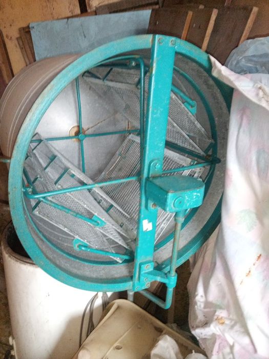 Продам медогонку