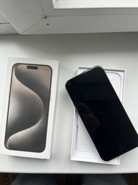 Iphine 15 pro max titanium