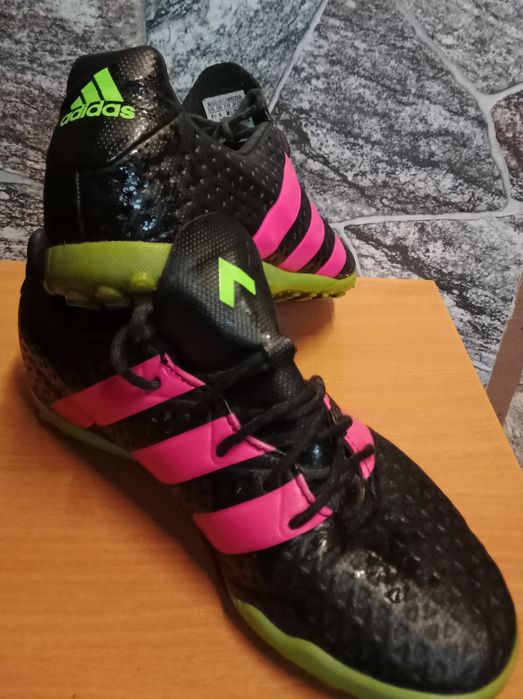 Buty damskie adidas rozmiar 36i pól.