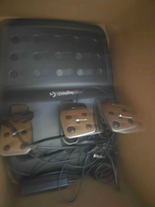 Logitech G29 Volante + Pedais