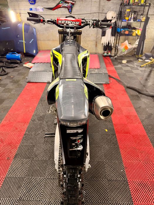 Fantic XEF 250 de 2024