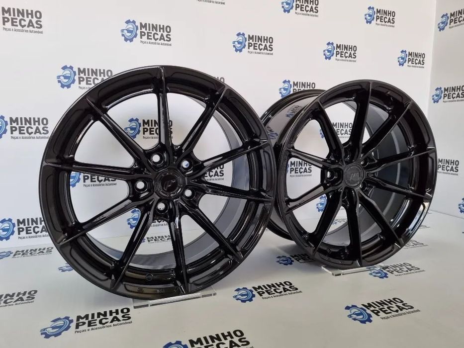 Jantes Japan Racing (JR37) em 17 (5x112) Preto Brilho