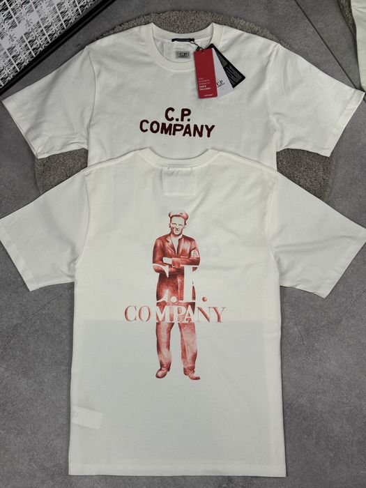 Те що треба‼️ Футболка C.P Company з принтом на спині