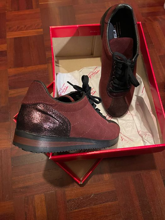 Tenis bordeaux senhora