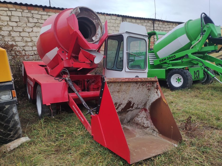 Самохідний повнопривідний бетонозмішувач Messersi P4-F4