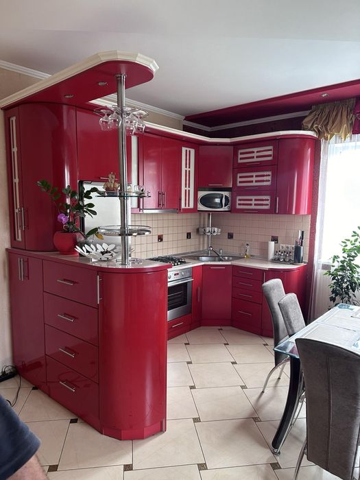 Продам кухню !!!