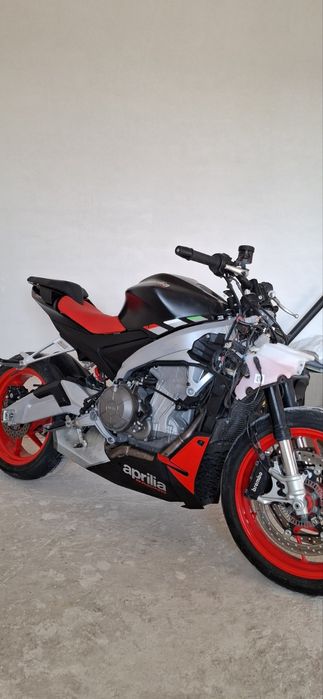 Aprilia Tuono 660  2021 року