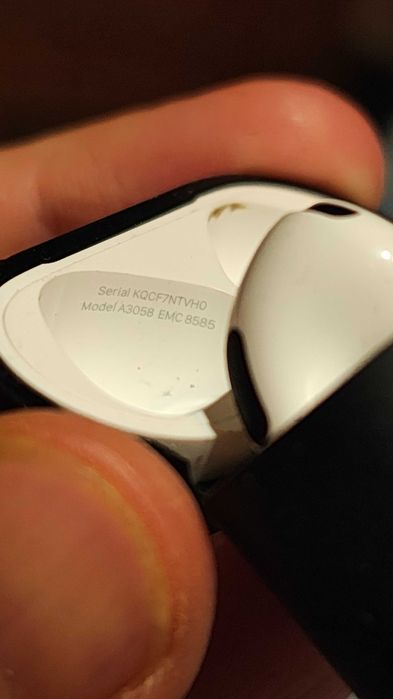 Навушники Apple AirPods (4-те покоління) (MXP63ZE/A)