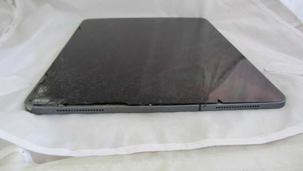 Apple iPad A2014 Black