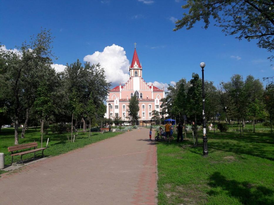 ТЦ Квадрат Воскресенка Центр серця Троєщина Райдужний, НАВС, лікарня