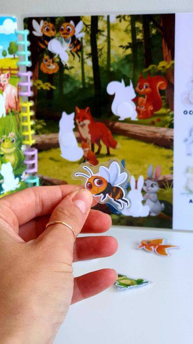 Livro educativo sobre animais para bebés