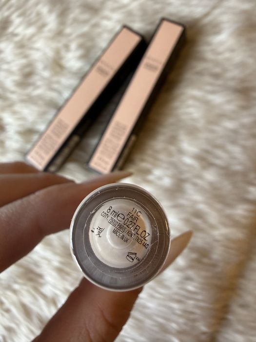Консилер Gucci Concentré de Beauté Multi-Use Longwear Concealer