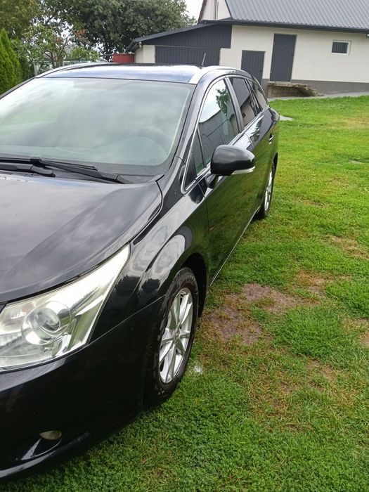 Toyota Avensis t27