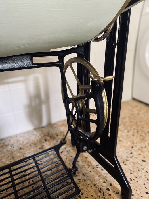 Máquina de costura Singer (Restaurada)