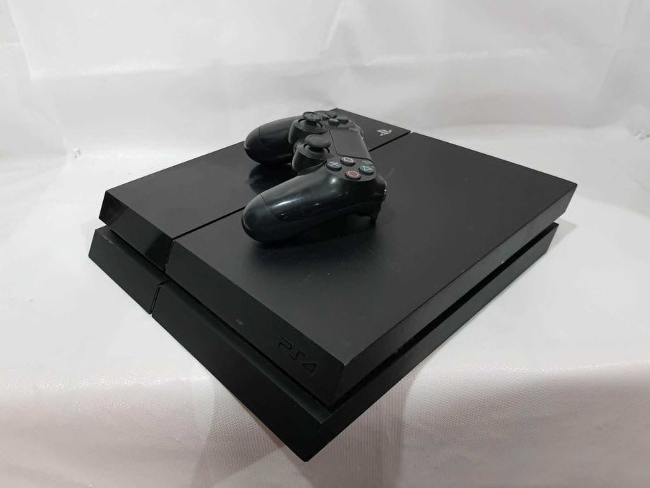 Konsola Sony PS4 Fat CUH-1116A 500GB + Pad