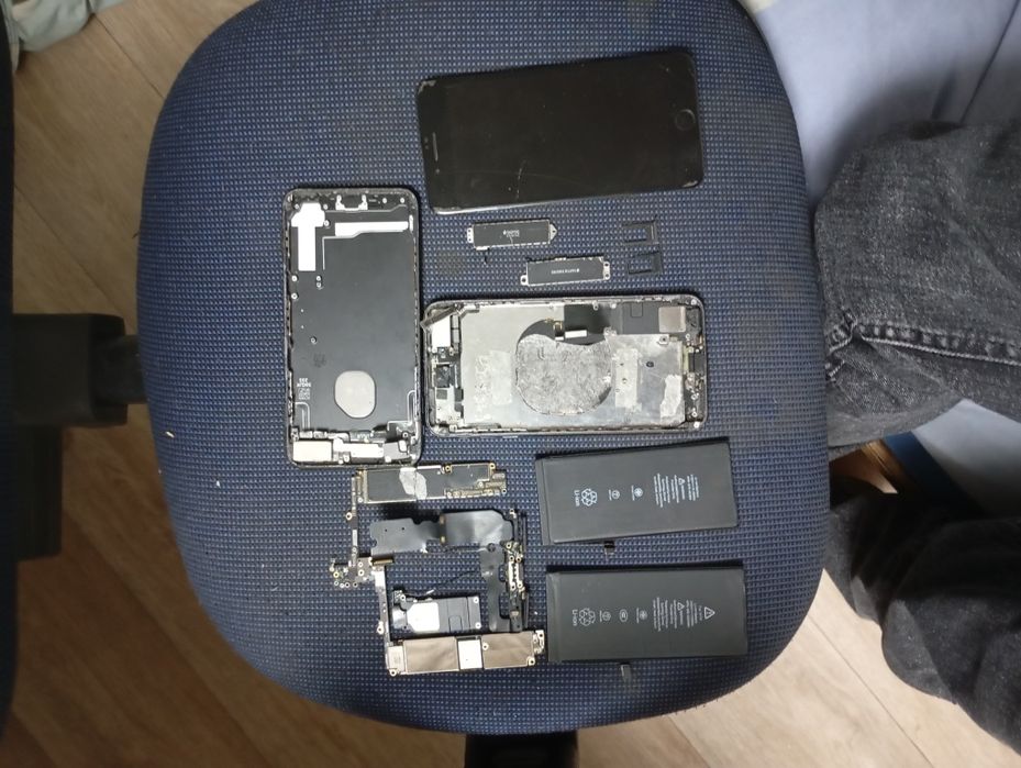 Разборка телефонов 7plus и 8plus