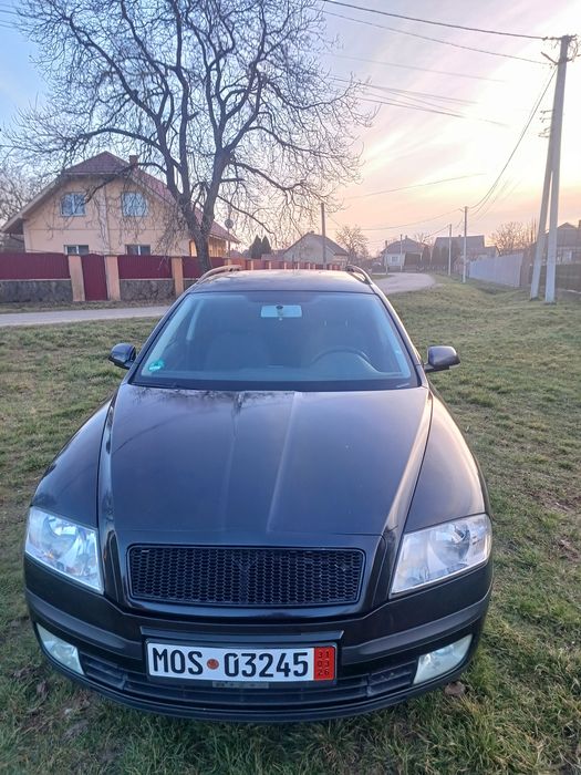 Продам нерозмитнену шкоду октавія 2005 року 2.0 диз ,для військового