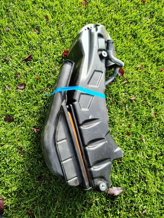 Airbox dolot powietrza puszka Husqvarna 701 enduro 2019